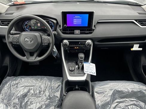 Used 2025 Toyota RAV4 LE image 11