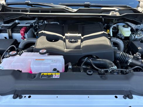 New 2026 Toyota Tundra Platinum image 10