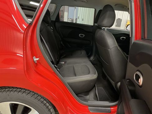 Used 2016 Kia Soul + w/ Designer's Package FWD image 26