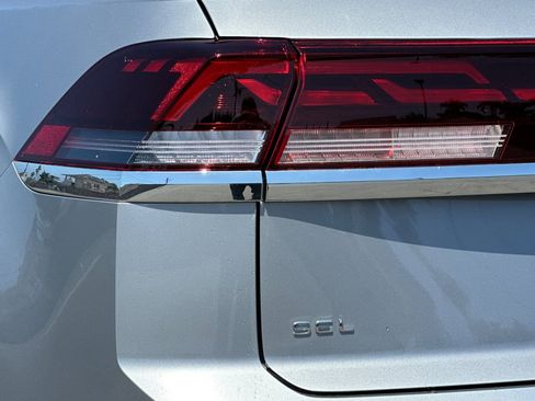 New 2026 Volkswagen Atlas Cross Sport SEL Premium R-Line image 27