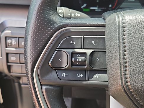 Certified 2025 Toyota 4Runner TRD Off-Road AWD/4WD image 25