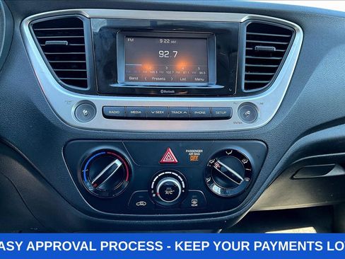 Used 2019 Hyundai Accent SE FWD image 18