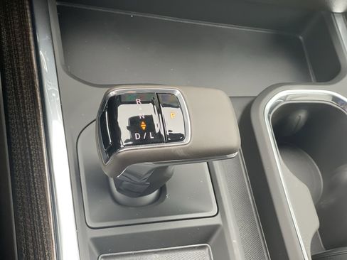 New 2025 Chevrolet Silverado 1500 LT w/ Convenience Package II image 52