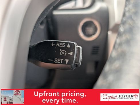 Used 2016 Toyota 4Runner Limited RWD image 18