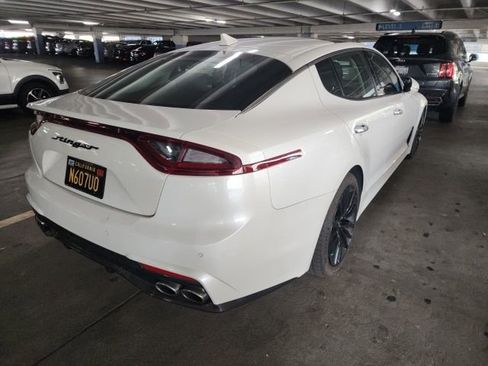 Used 2018 Kia Stinger Premium RWD image 2