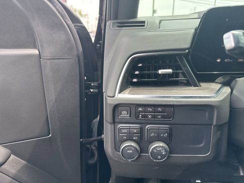 Used 2025 Chevrolet Tahoe LT AWD/4WD image 11