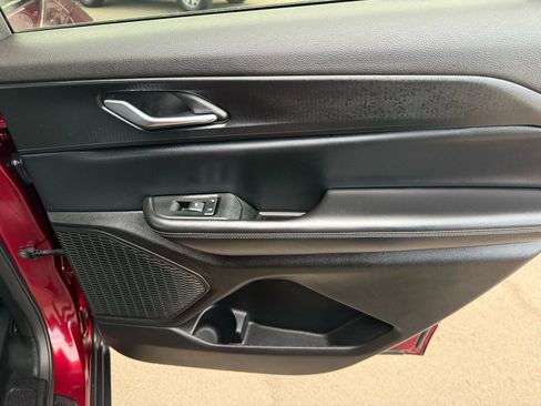 Used 2024 Jeep Grand Cherokee L Altitude image 22