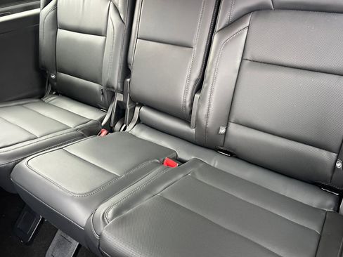 New 2025 Lincoln Navigator L Reserve w/ Jet Appearance Package image 13