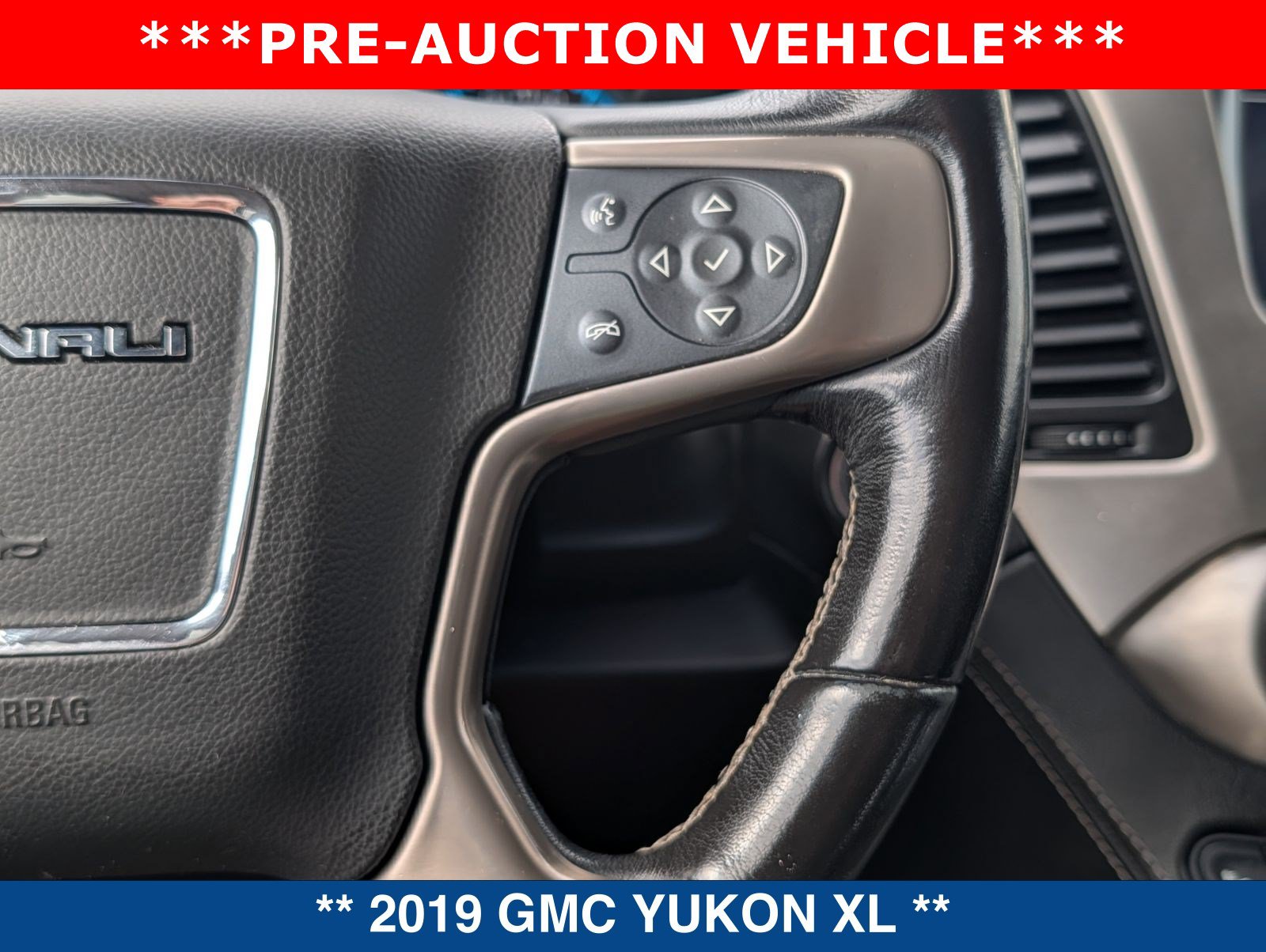 Used 2019 GMC Yukon XL Denali AWD/4WD image 28
