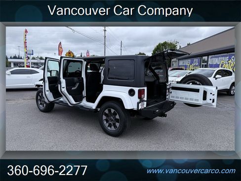 Used 2018 Jeep Wrangler Unlimited Sahara AWD/4WD image 34