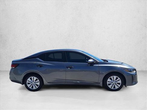 Used 2024 Nissan Sentra S FWD image 4