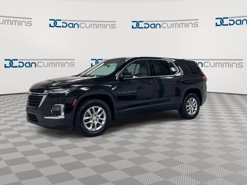 Used 2023 Chevrolet Traverse LS FWD image 4