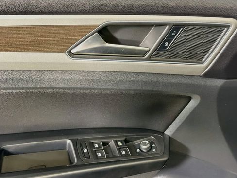 Used 2019 Volkswagen Atlas SEL R-Line FWD image 23