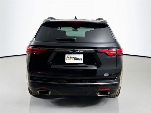 Used 2023 Chevrolet Traverse Premier w/ Redline Edition image 8