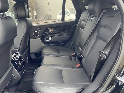 Used 2020 Land Rover Range Rover HSE image 12