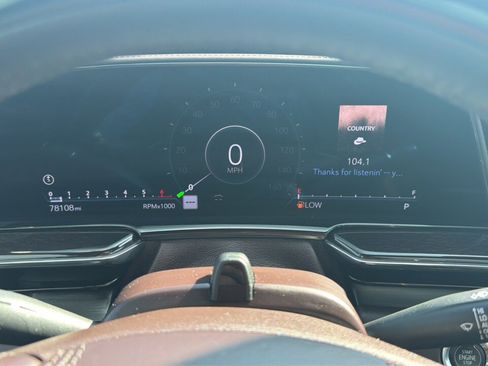 Used 2023 Cadillac Escalade ESV Sport Platinum w/ LPO, ONYX Package image 25