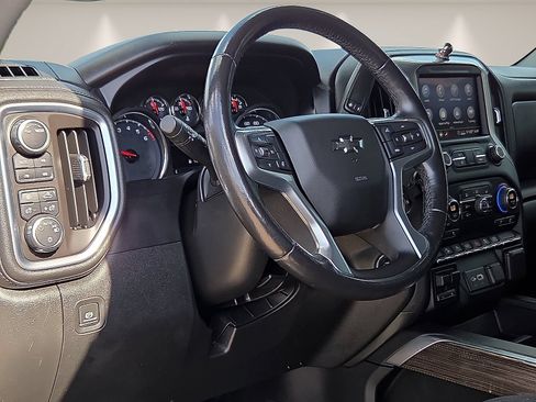 Used 2020 Chevrolet Silverado 1500 RST AWD/4WD image 15