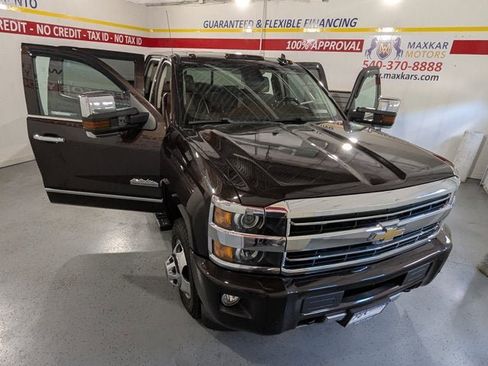 Used 2018 Chevrolet Silverado 3500 High Country image 9