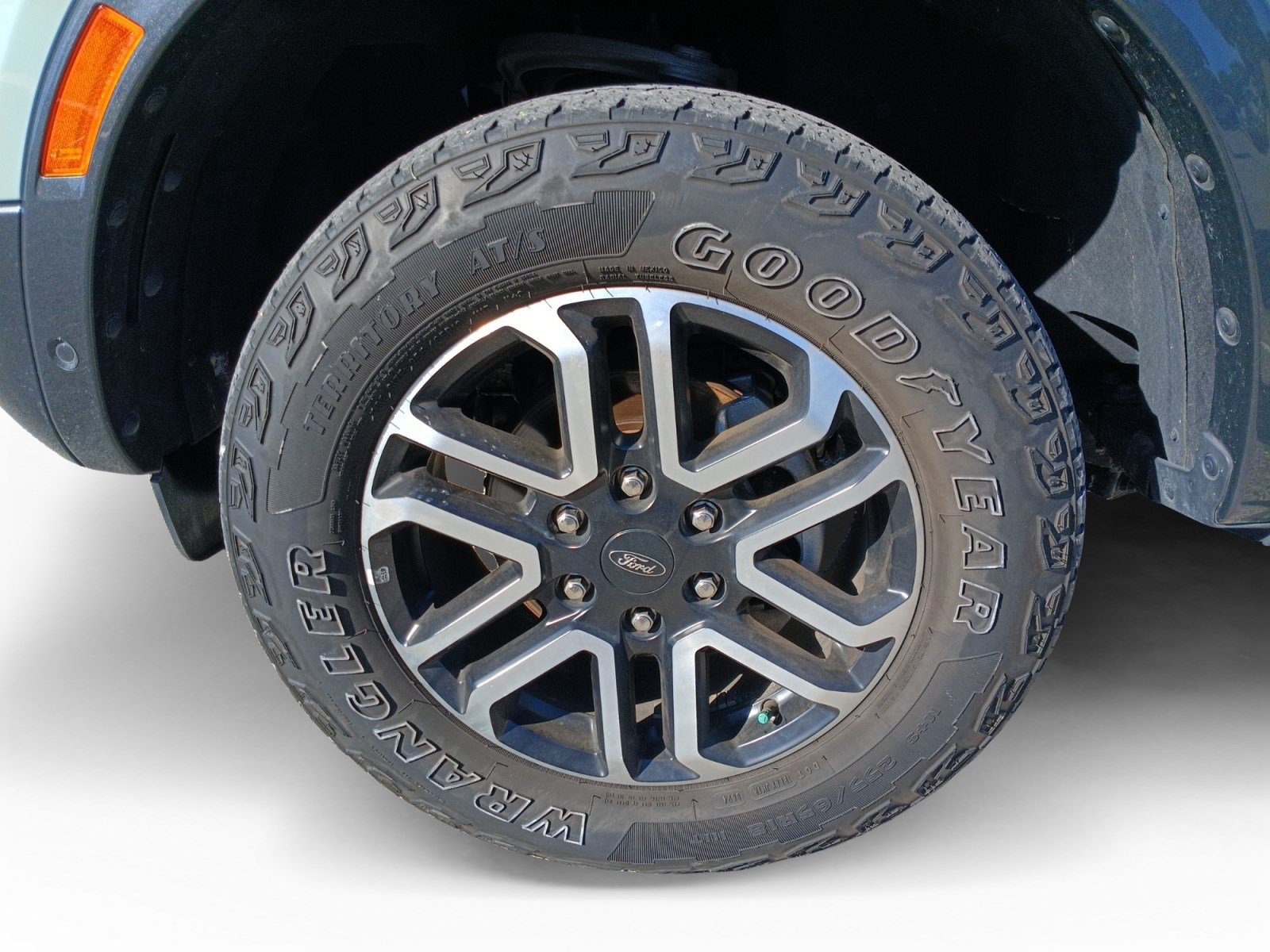 Used 2024 Ford Ranger Lariat w/ FX4 Off-Road Package AWD/4WD image 9