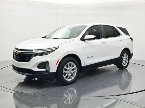 Used 2024 Chevrolet Equinox LT AWD/4WD image 1