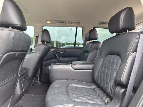 Used 2024 Nissan Armada Platinum w/ Captain's Chairs Package RWD image 36