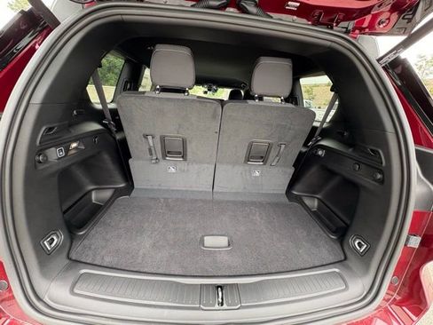 New 2025 Jeep Grand Cherokee L Laredo w/ Luxury Tech Group I image 28