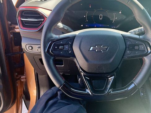 Used 2024 Chevrolet TrailBlazer RS w/ Convenience Package FWD image 11