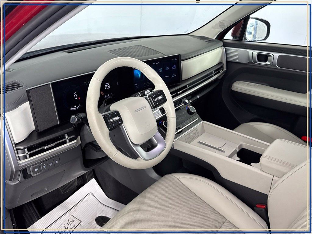 Used 2025 Hyundai Santa Fe SEL AWD/4WD image 11