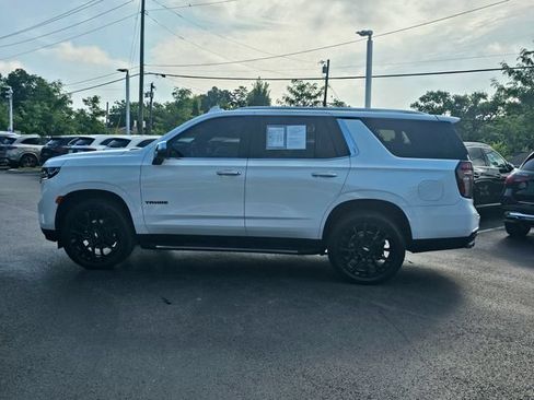 Used 2023 Chevrolet Tahoe Premier AWD/4WD image 13