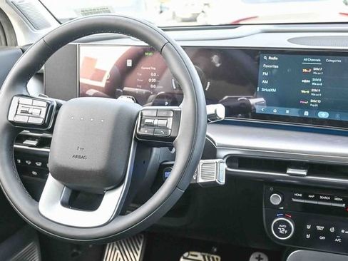 New 2026 Hyundai Ioniq 9 Calligraphy AWD/4WD image 18