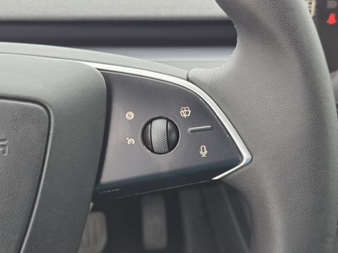 Used 2025 Tesla Model 3 Long Range RWD image 17