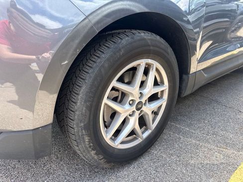 Used 2024 Ford Edge SEL AWD/4WD image 18