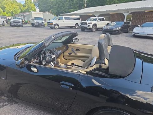 Used 2003 BMW Z4 2.5i RWD image 10