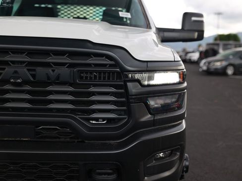 New 2026 RAM 3500 Tradesman AWD/4WD image 5
