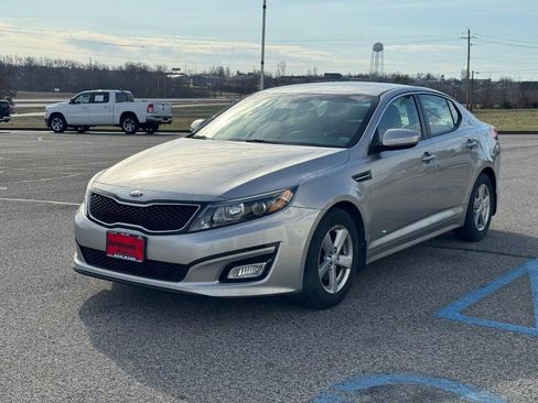 Used 2015 Kia Optima LX w/ Paint Protection Film Package image 10