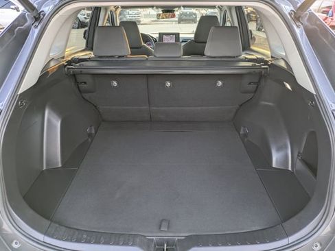 Used 2022 Toyota RAV4 XLE w/ Convenience Package image 28