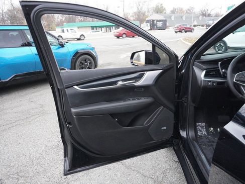 Used 2024 Cadillac XT5 Premium Luxury image 28