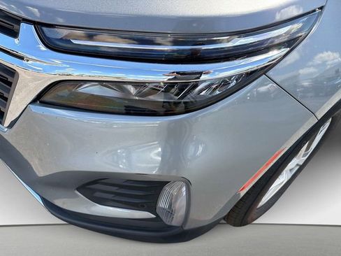 Used 2024 Chevrolet Equinox LT image 9