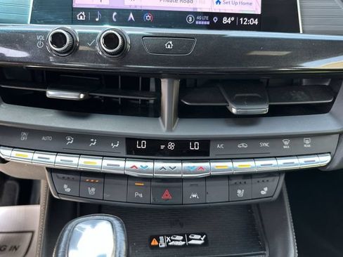 Used 2023 Cadillac CT4 Premium Luxury RWD image 27