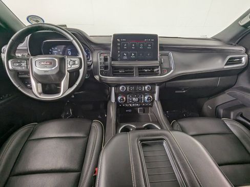 Used 2024 GMC Yukon SLT image 14