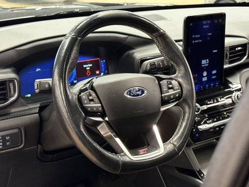 Used 2022 Ford Explorer ST w/ Equipment Group 401A AWD/4WD image 17