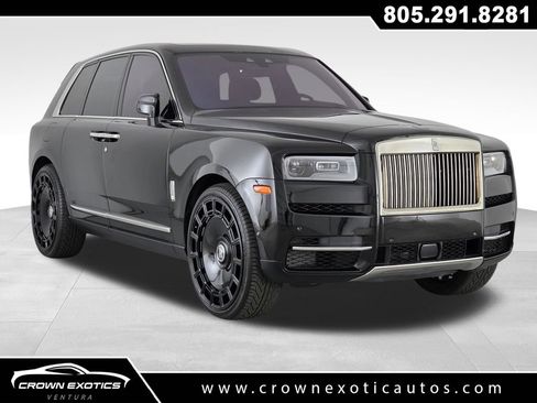 Used 2022 Rolls-Royce Cullinan w/ Interior Detailing Package AWD/4WD image 1