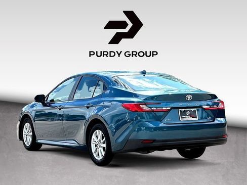 Used 2025 Toyota Camry LE FWD image 6