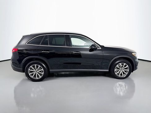 Used 2026 Mercedes-Benz GLC 300 4MATIC image 8