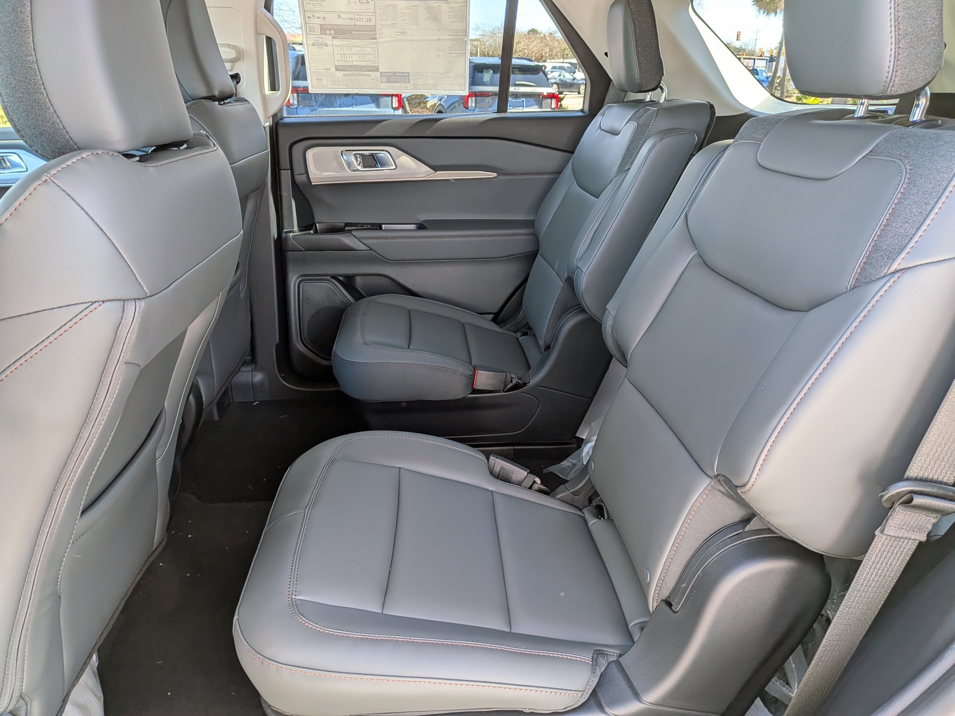 New 2026 Ford Explorer Active w/ Active Comfort Package AWD/4WD image 16