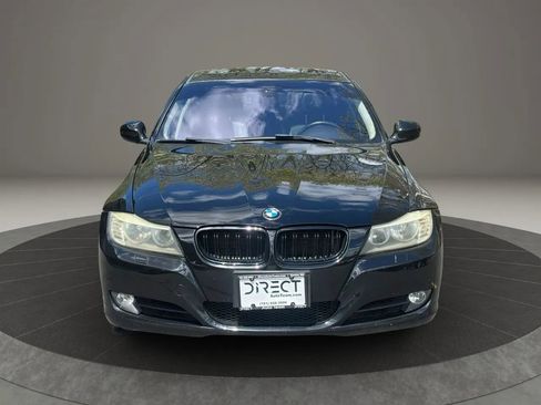 Used 2010 BMW 328i xDrive Sedan AWD/4WD image 2