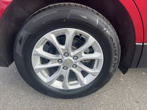 Used 2019 Chevrolet Equinox LT image 9