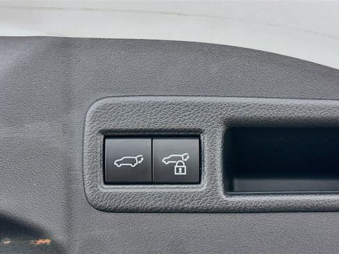 Used 2024 Toyota bZ4X AWD w/ Weather Package image 32