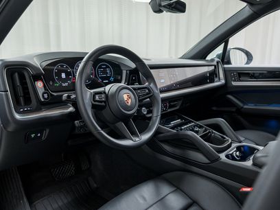 Certified 2025 Porsche Cayenne