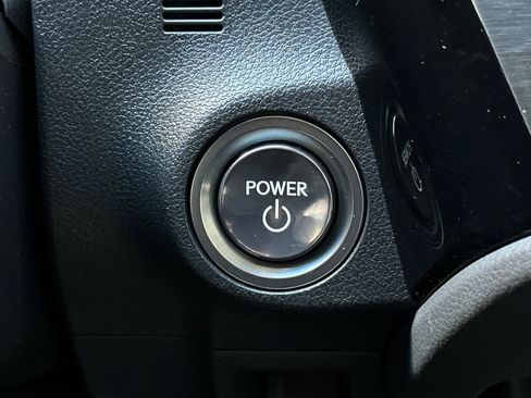 Certified 2024 Lexus ES 300h w/ Premium Package FWD image 18